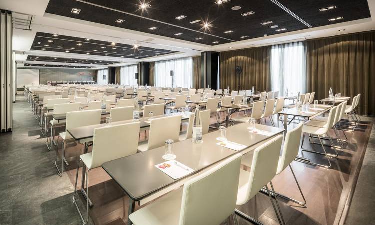Sala Apresentações Hotel Ilunion Atrium Madrid Sala Apresentações Hotel Ilunion Atrium Madrid